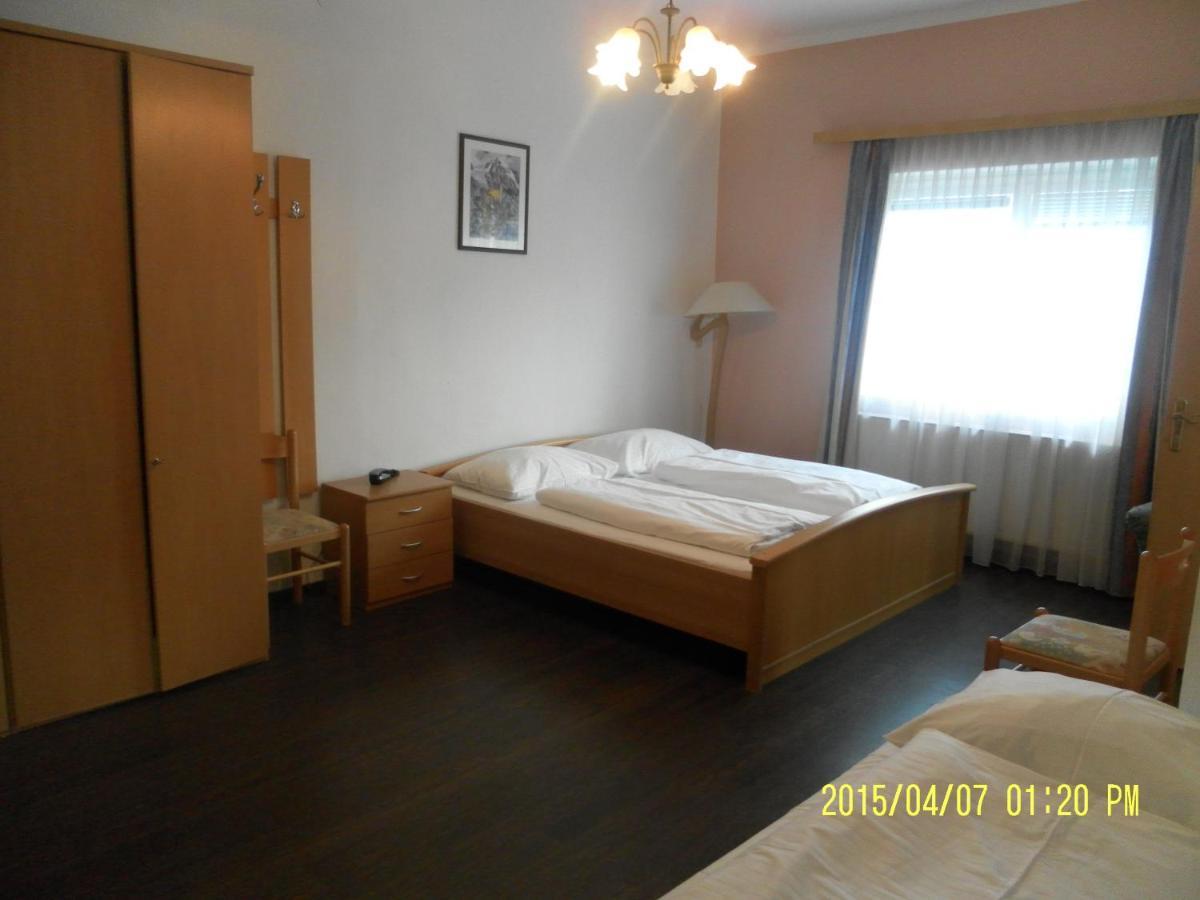 Hotel Haunspergerhof Залцбург Стая снимка
